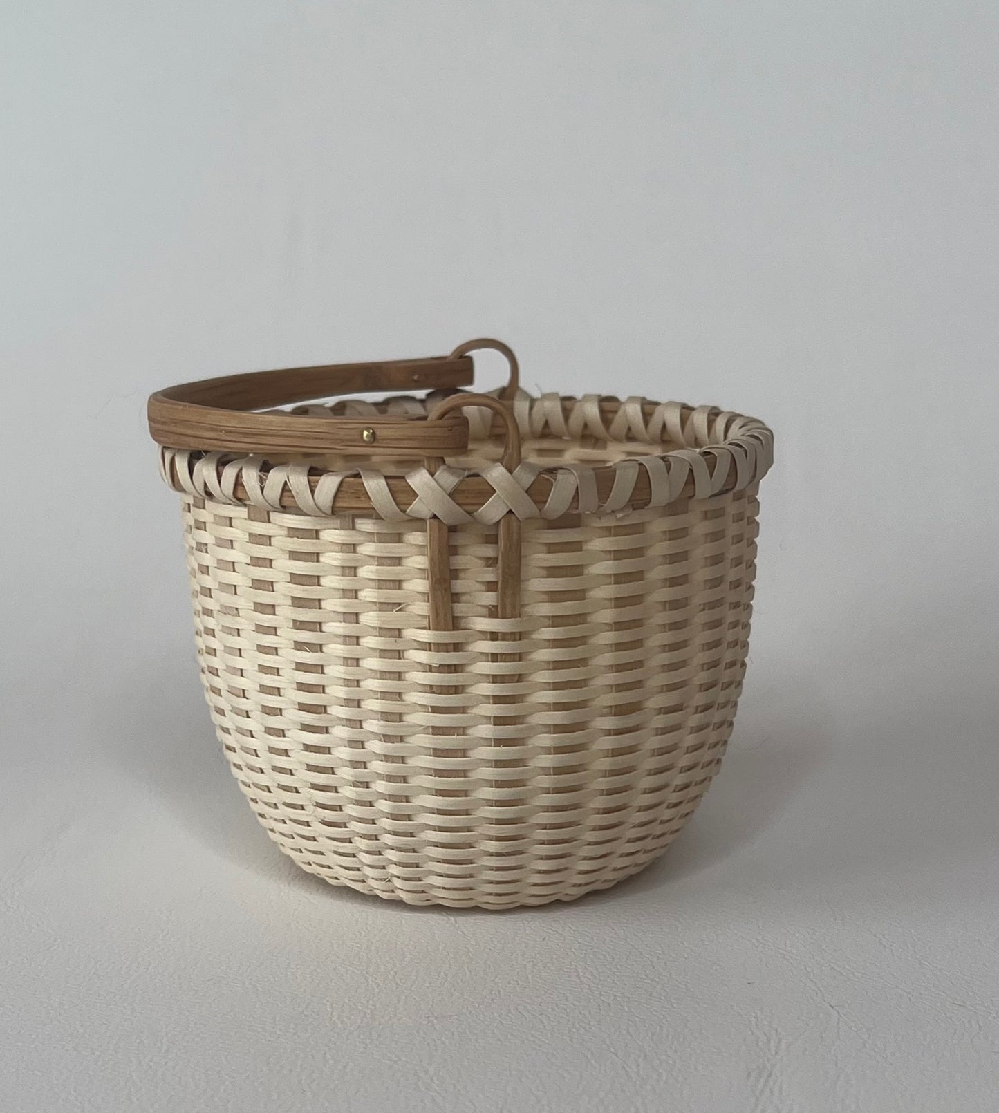 Miniature Star Swing Handled Basket-Large