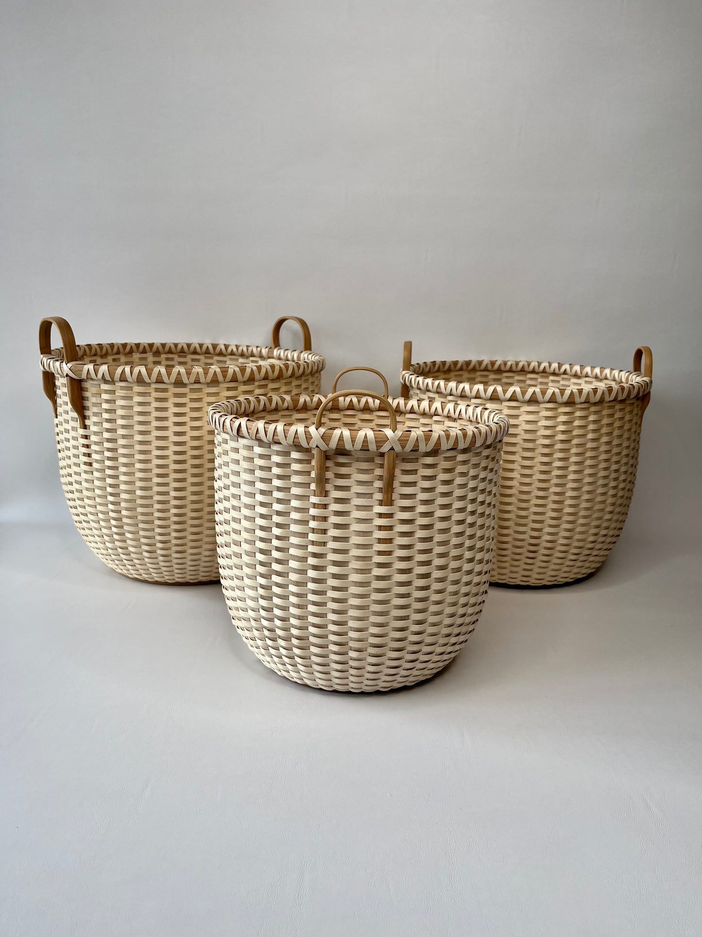 Nesting Round Set of Three