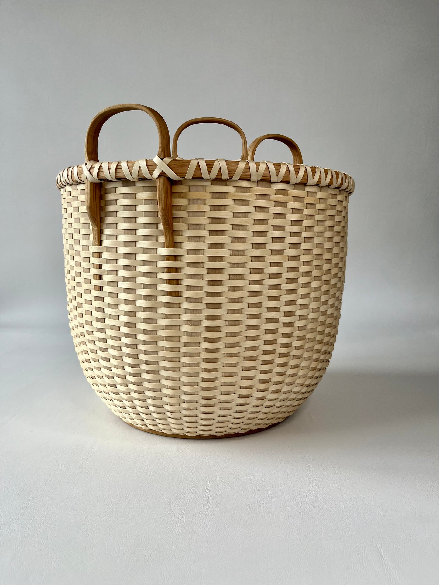Nesting Round Set of Three