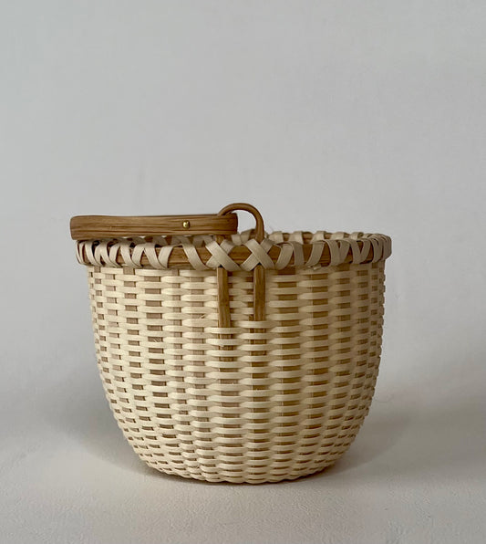 Miniature Star Swing Handled Basket-Large