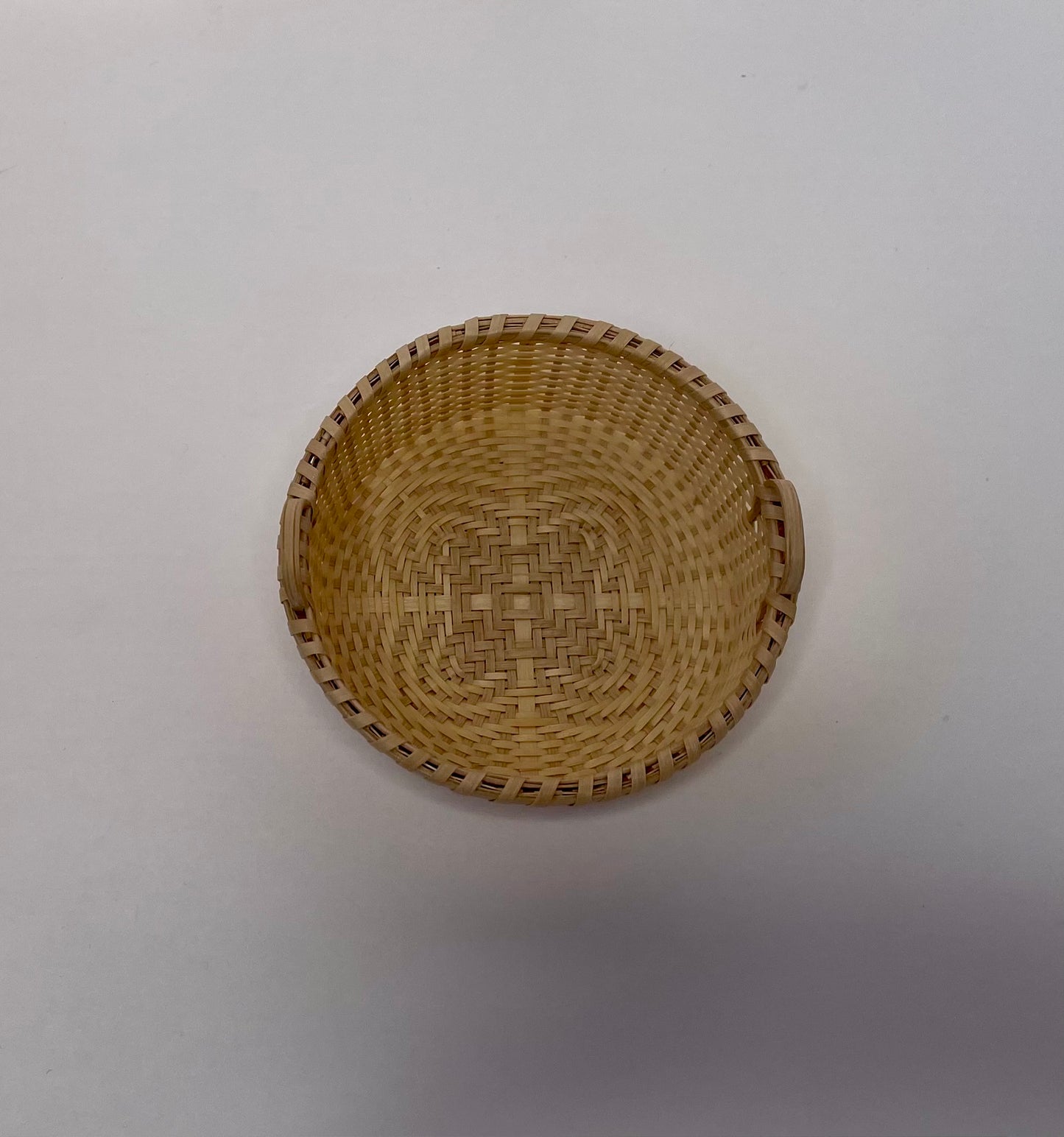 Quadrifoil Tub Basket