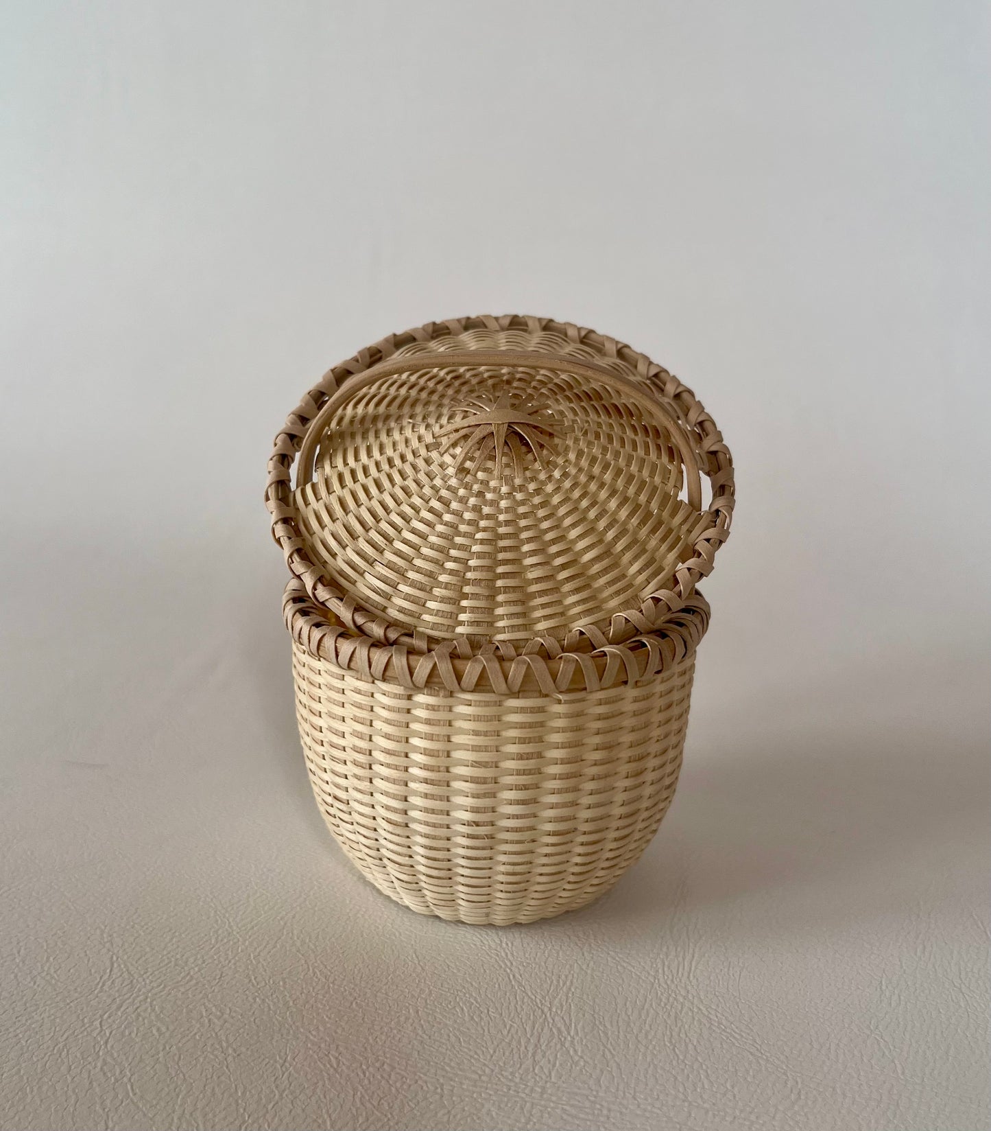 Star Feather Basket